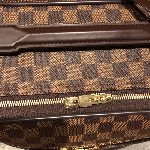 Louis Vuitton Pegase 45 Roller Luggage - Picture 4 of 11